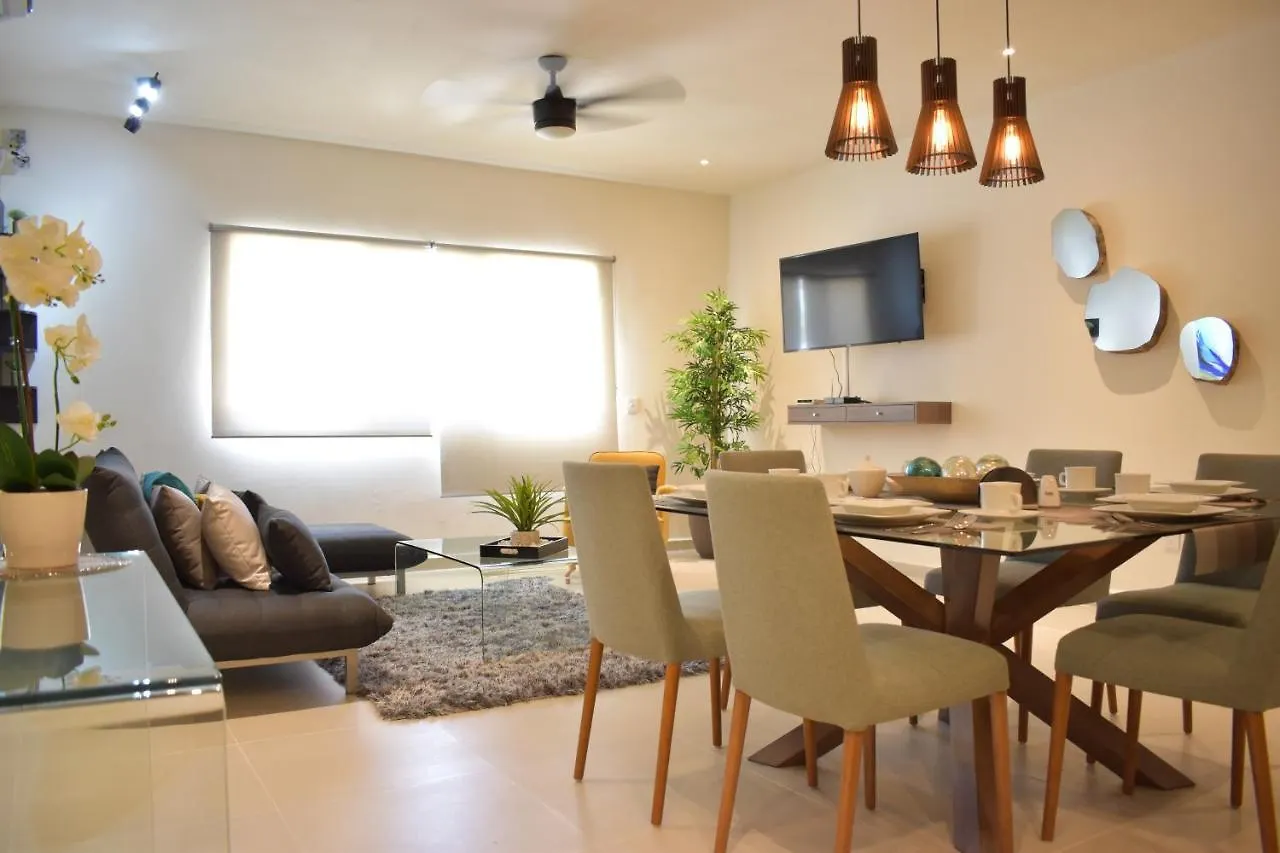 Condo Lux Xareni Playa del Carmen Mexiko
